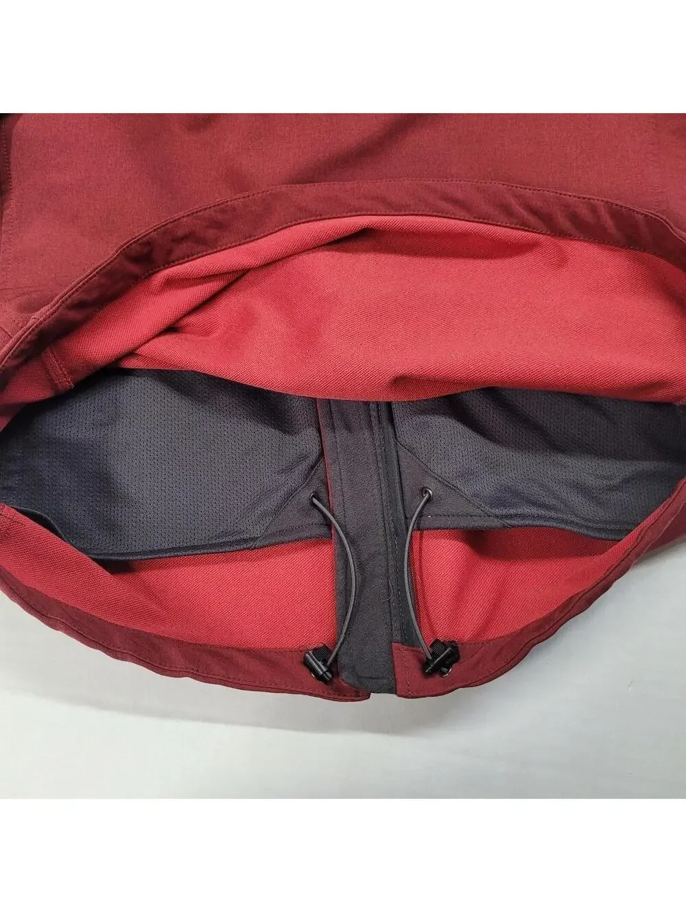 The North Face TNF Men’s RDT Softshell Jacket Size Medium Maroon Light Weight